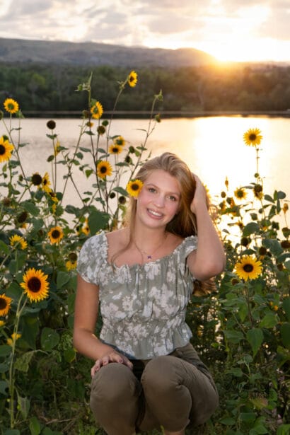 Magdalena Images, Denver senior photographer, Denver portrait photographer, Denver photo studio, Lakewood photo studio, Colorado senior photographer, Littleton senior photographer, Golden Senior Photographer, Arvada senior photographer