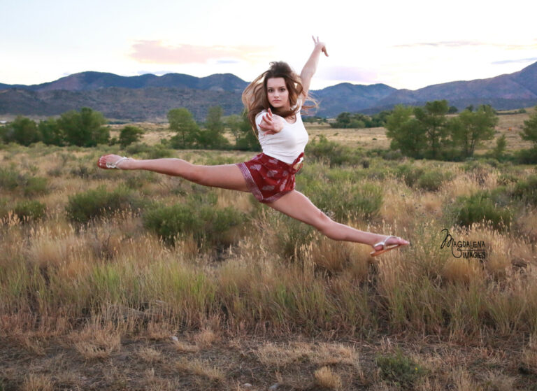 Magdalena Images, Denver senior photographer, Denver portrait photographer, Denver photo studio, Lakewood photo studio, Colorado senior photographer, Littleton senior photographer, Golden Senior Photographer, Arvada senior photographer